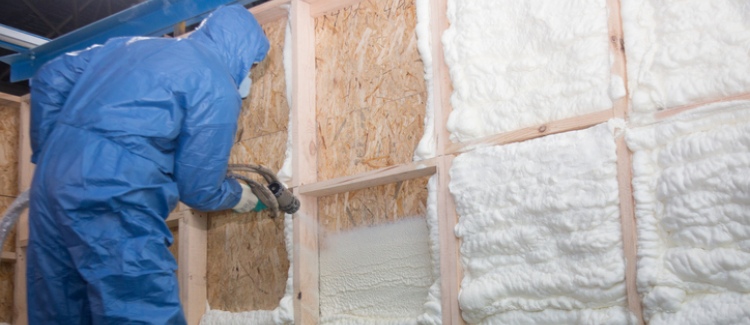 spray foam insulation near auburn ny applying spray foam